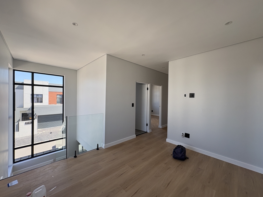 4 Bedroom Property for Sale in Sandown Western Cape